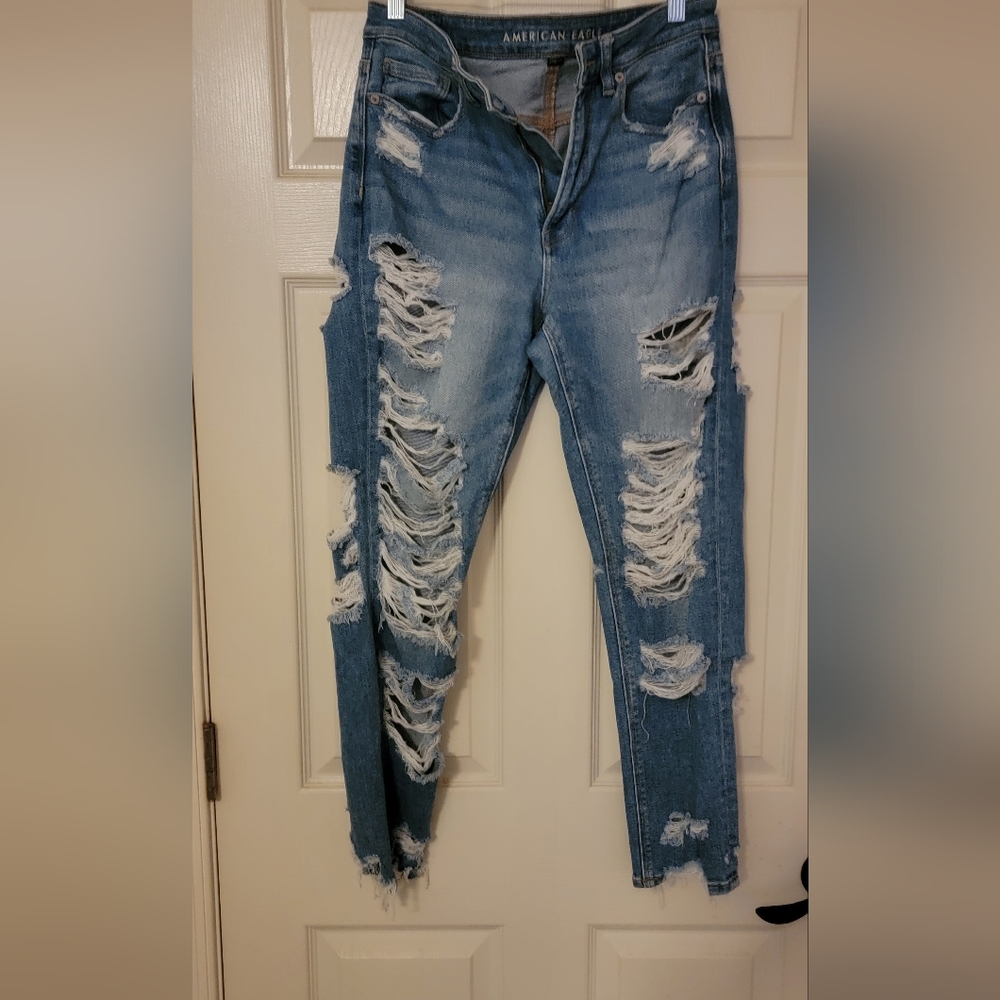 American Eagle Mom Jean size 6